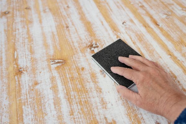 Wood Varnish Removal