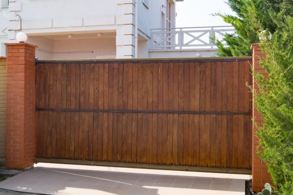 Gate Sealing