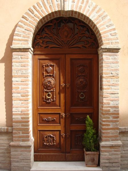 Door Varnish Removal Service